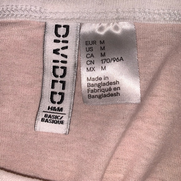 H&M basic tee - Picture 3 of 3